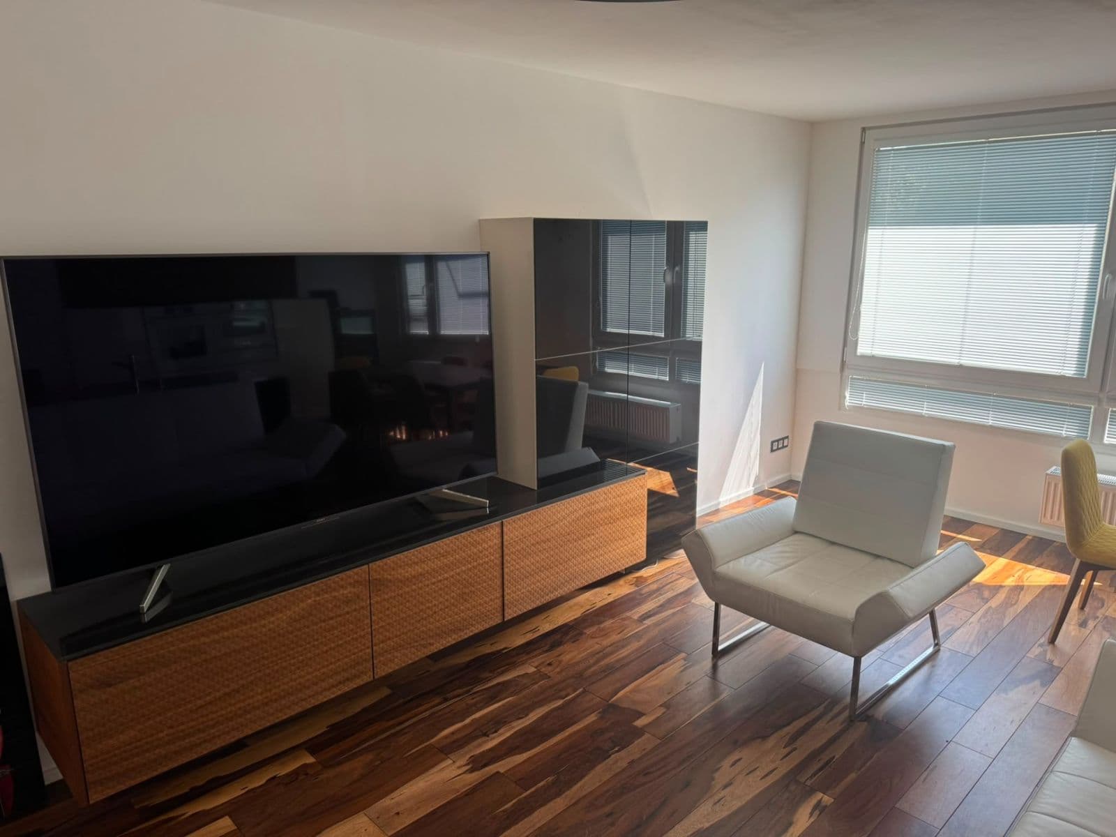 2 bedroom with open-plan kitchen flat to rent, 70 m², Pujmanové, Prague, Prague 2 bedroom with open-plan kitchen flat to rent, 70 m², Pujmanové, Prague, Prague