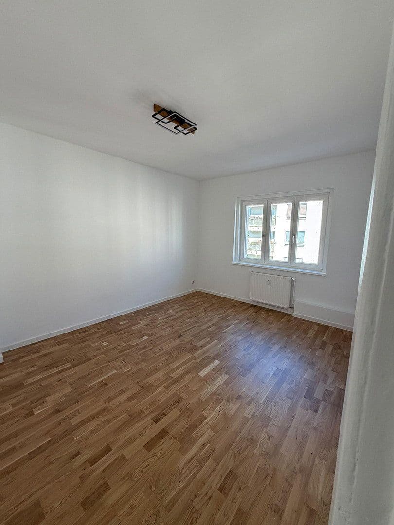 3 bedroom flat for sale, 66 m², Sültstraße 60, Berlin, Berlin 3 bedroom flat for sale, 66 m², Sültstraße 60, Berlin, Berlin