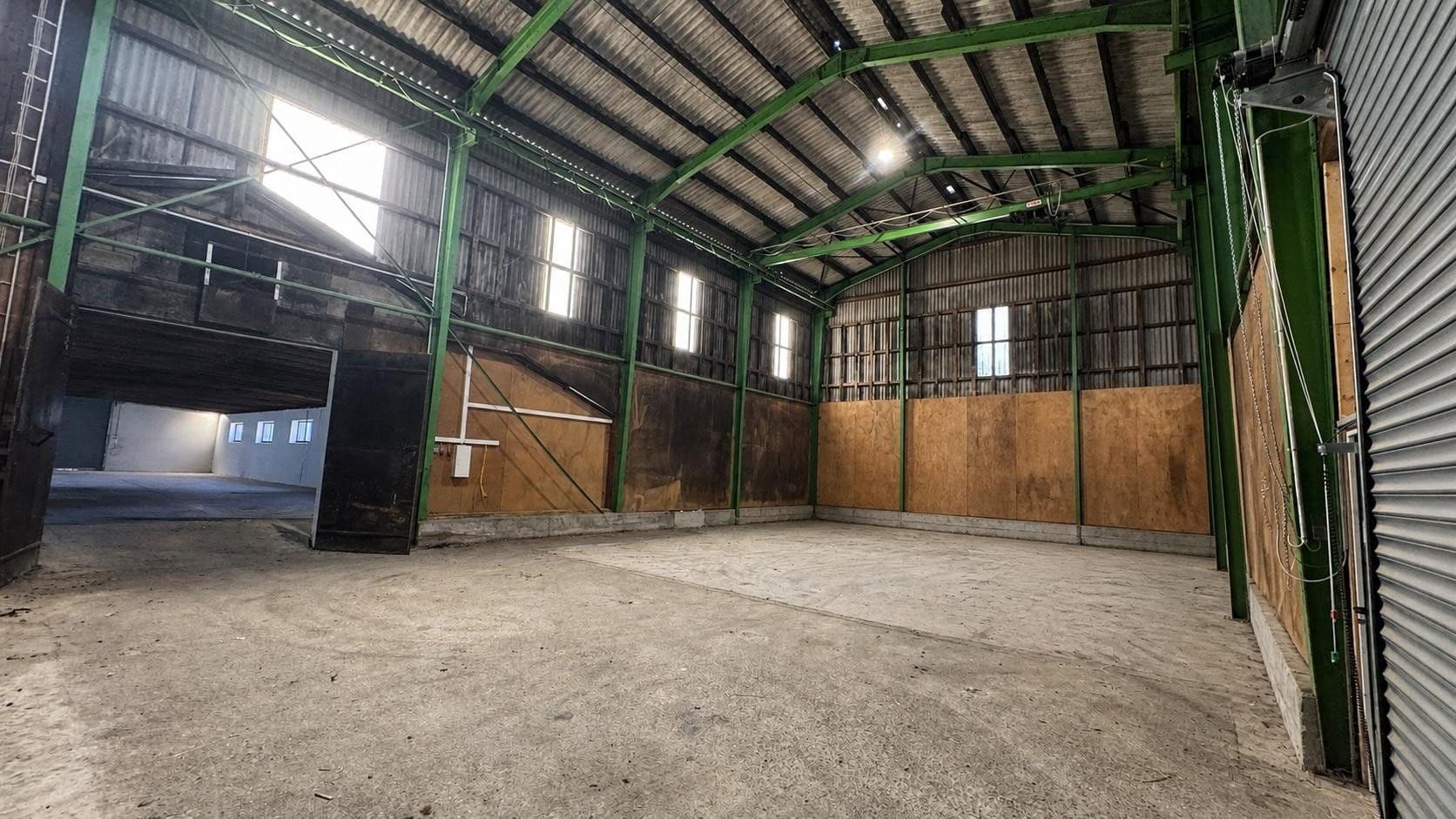 non-residential property to rent, 2,400 m², Uracher Str. 52, St. Johann, Baden-Württemberg non-residential property to rent, 2,400 m², Uracher Str. 52, St. Johann, Baden-Württemberg