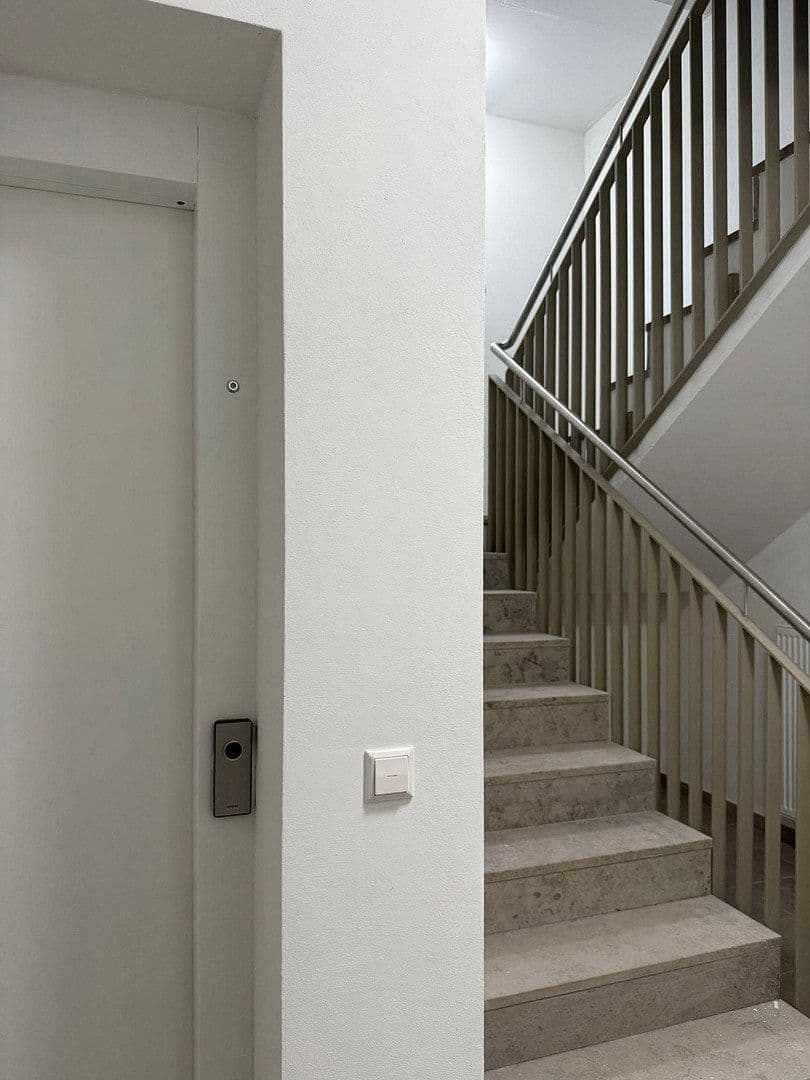 2 bedroom with open-plan kitchen flat to rent, 82 m², Binswanger Straße 4, Neckarsulm, Baden-Württemberg 2 bedroom with open-plan kitchen flat to rent, 82 m², Binswanger Straße 4, Neckarsulm, Baden-Württemberg