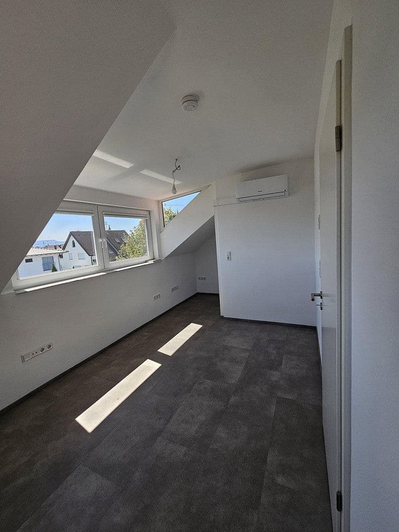 3 bedroom flat to rent, 101 m², Kusterdingen, Baden-Württemberg 3 bedroom flat to rent, 101 m², Kusterdingen, Baden-Württemberg