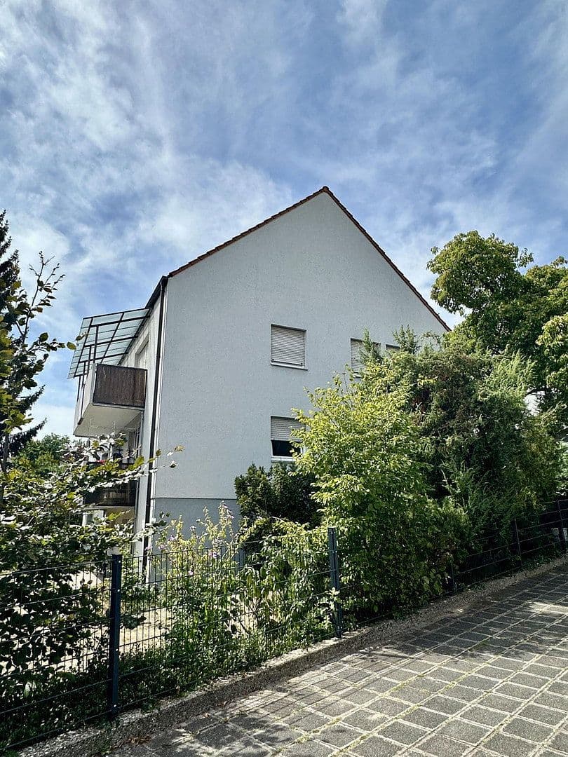 1 bedroom with open-plan kitchen flat to rent, 70 m², Thumenberger Weg 65, Nürnberg, Bavaria 1 bedroom with open-plan kitchen flat to rent, 70 m², Thumenberger Weg 65, Nürnberg, Bavaria