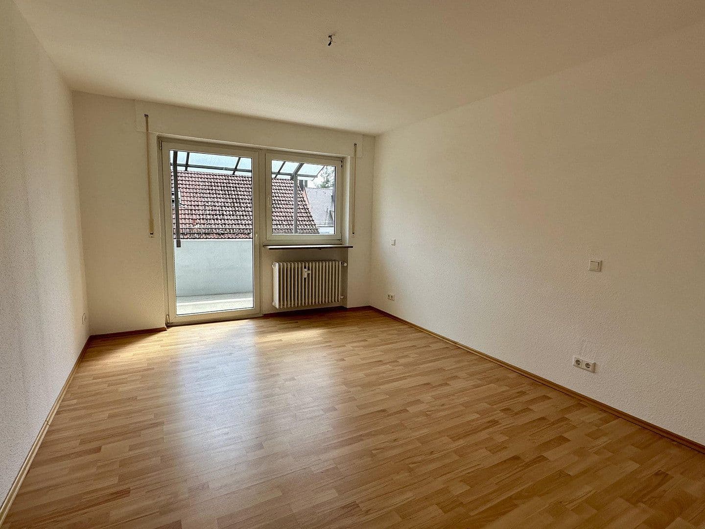 1 bedroom with open-plan kitchen flat to rent, 70 m², Thumenberger Weg 65, Nürnberg, Bavaria 1 bedroom with open-plan kitchen flat to rent, 70 m², Thumenberger Weg 65, Nürnberg, Bavaria