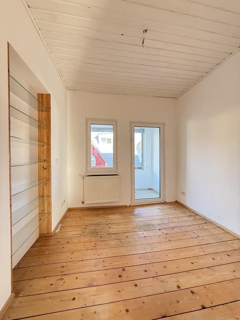 house for sale, 223 m², Singen (Hohentwiel), Baden-Württemberg house for sale, 223 m², Singen (Hohentwiel), Baden-Württemberg