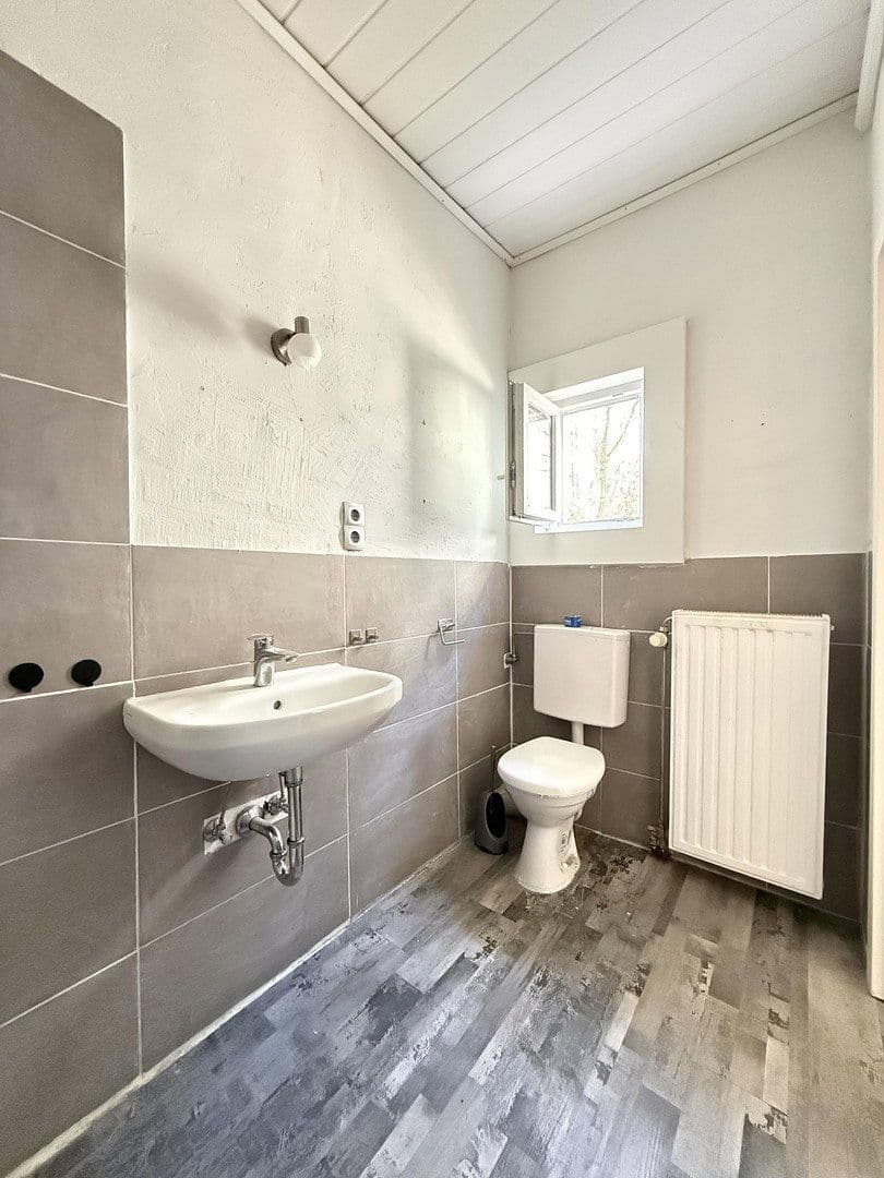 house for sale, 223 m², Singen (Hohentwiel), Baden-Württemberg house for sale, 223 m², Singen (Hohentwiel), Baden-Württemberg