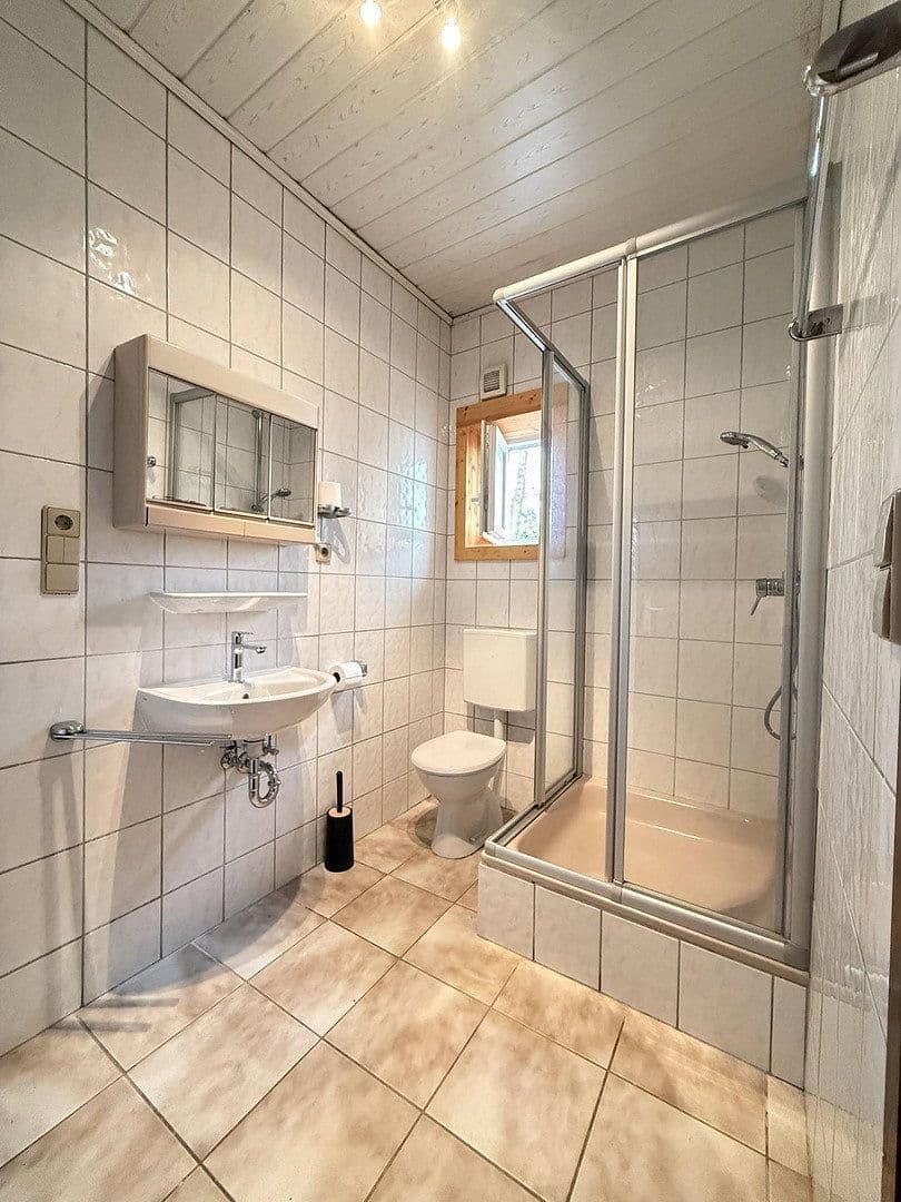 house for sale, 223 m², Singen (Hohentwiel), Baden-Württemberg house for sale, 223 m², Singen (Hohentwiel), Baden-Württemberg
