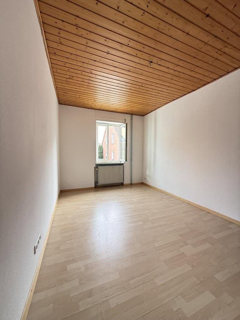 house for sale, 223 m², Singen (Hohentwiel), Baden-Württemberg house for sale, 223 m², Singen (Hohentwiel), Baden-Württemberg
