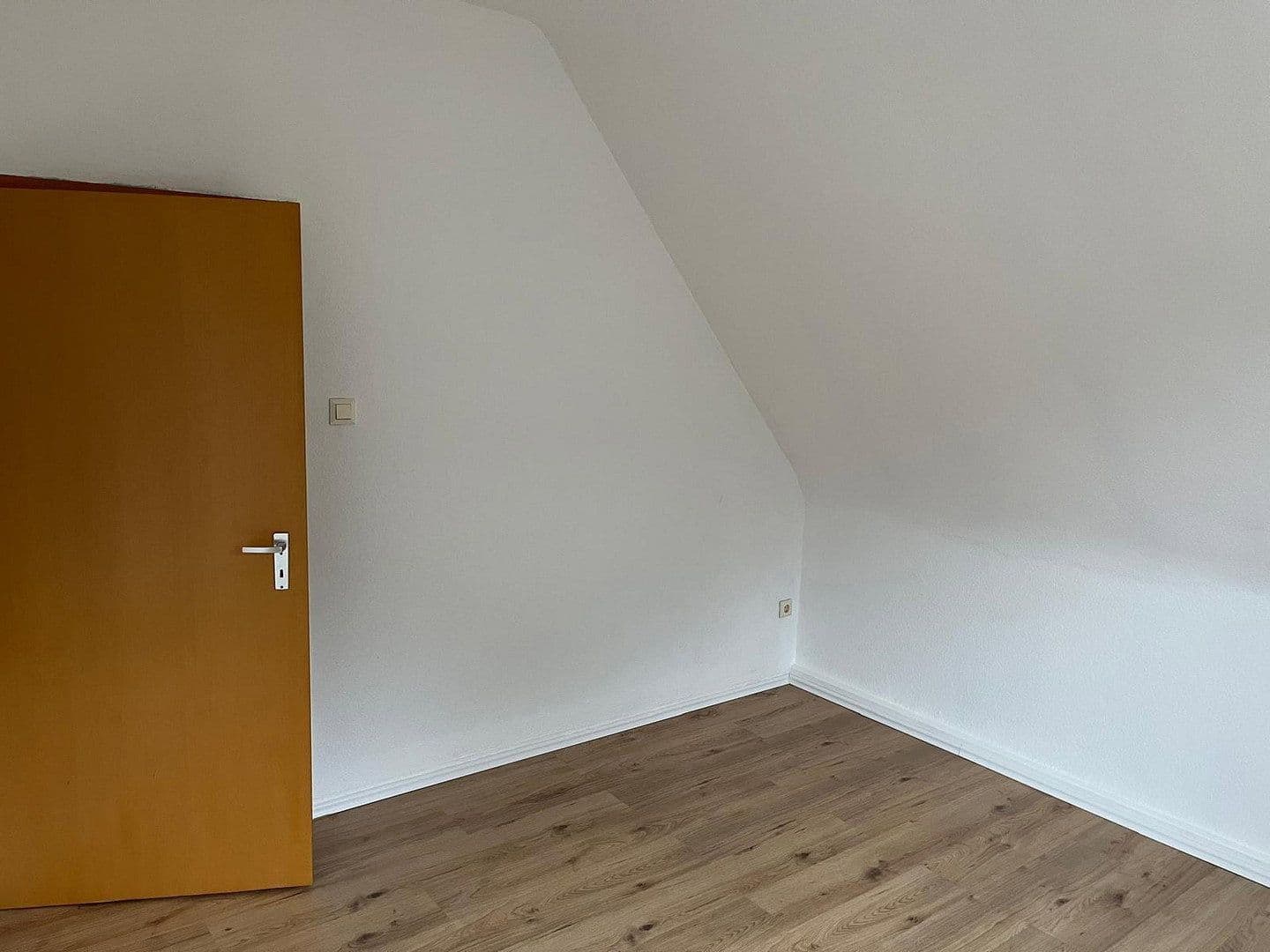 2 bedroom flat to rent, 43 m², Oberhausen, North Rhine-Westphalia 2 bedroom flat to rent, 43 m², Oberhausen, North Rhine-Westphalia