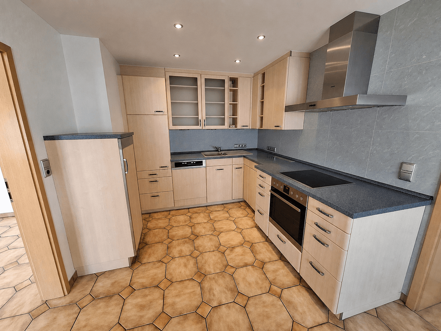 4 bedroom flat to rent, 125 m², Neuberg, Hesse 4 bedroom flat to rent, 125 m², Neuberg, Hesse