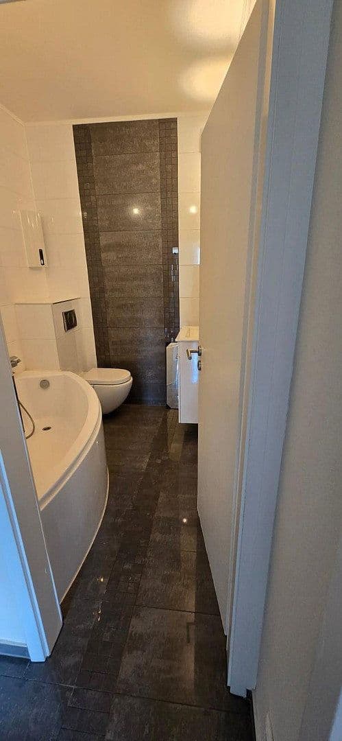 3 bedroom flat to rent, 65 m², Hobeisenstr., Essen, North Rhine-Westphalia 3 bedroom flat to rent, 65 m², Hobeisenstr., Essen, North Rhine-Westphalia