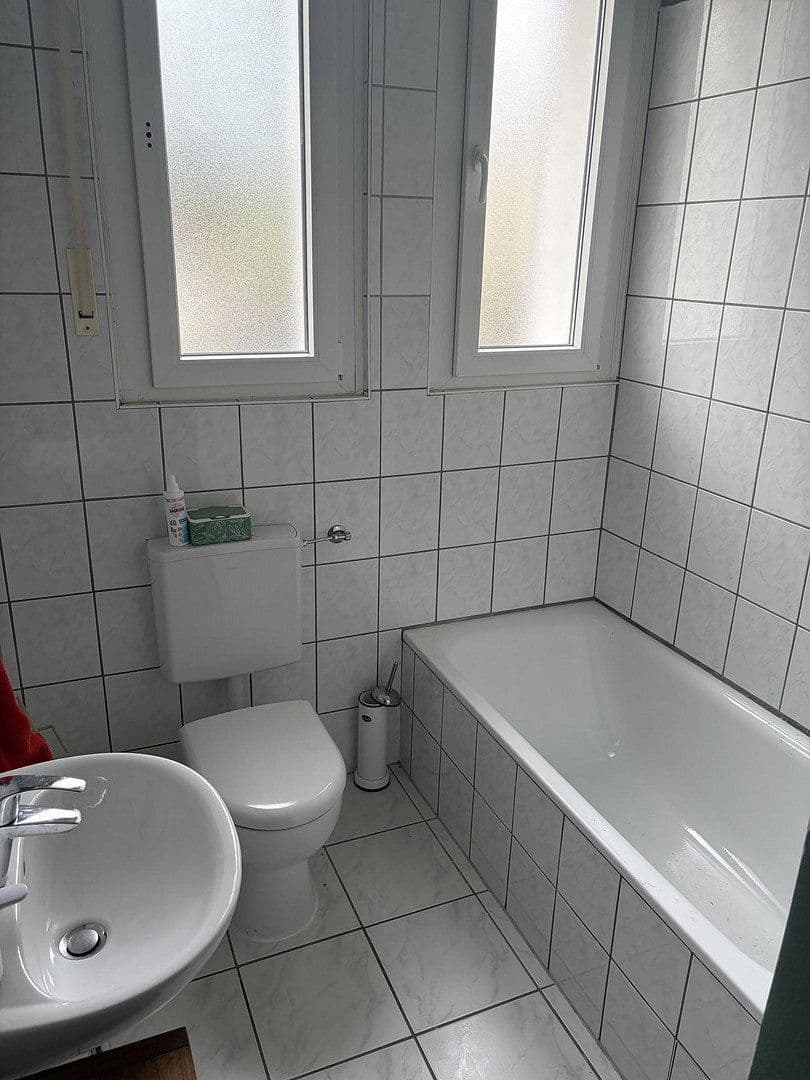office to rent, 104 m², Erzberger Straße 15, Heusenstamm, Hesse office to rent, 104 m², Erzberger Straße 15, Heusenstamm, Hesse