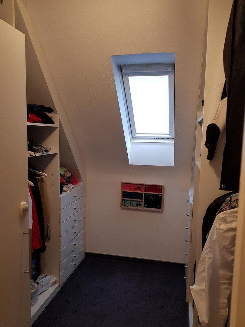 3 bedroom with open-plan kitchen flat to rent, 110 m², Hanau, Hesse 3 bedroom with open-plan kitchen flat to rent, 110 m², Hanau, Hesse