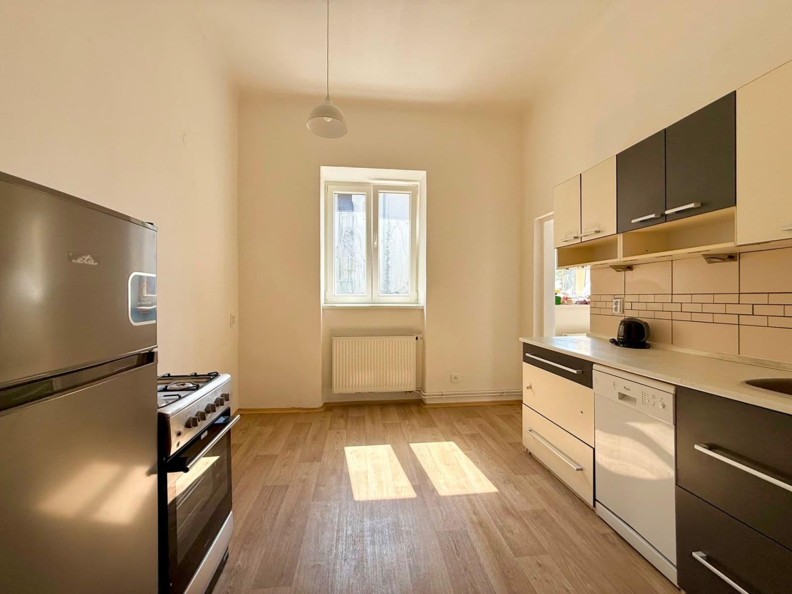 4 bedroom flat to rent, 25 m², Komenského, Červenka, Olomoucký Region 4 bedroom flat to rent, 25 m², Komenského, Červenka, Olomoucký Region