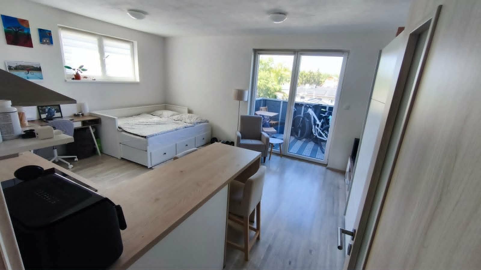 Studio flat to rent, 37 m², U Pondu, Heřmanova Huť, Plzeňský Region Studio flat to rent, 37 m², U Pondu, Heřmanova Huť, Plzeňský Region