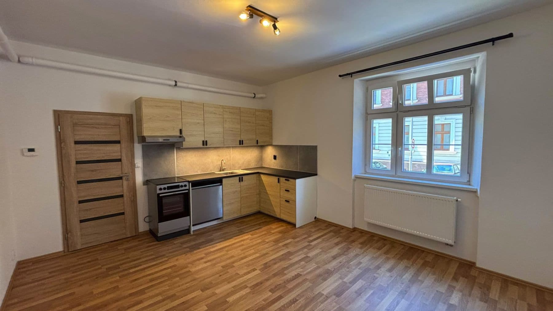 1 bedroom with open-plan kitchen flat to rent, 60 m², Křižíkova, Litoměřice, Ústecký Region 1 bedroom with open-plan kitchen flat to rent, 60 m², Křižíkova, Litoměřice, Ústecký Region