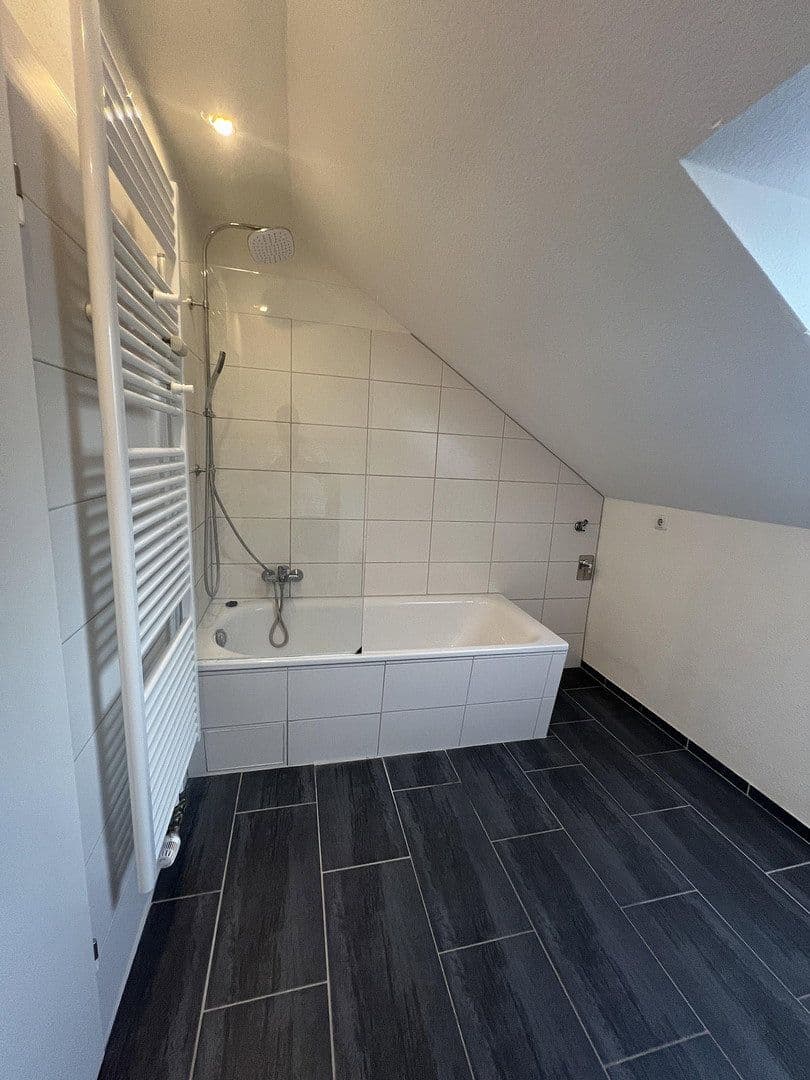 3 bedroom flat to rent, 88 m², Alsbach-Hähnlein, Hesse 3 bedroom flat to rent, 88 m², Alsbach-Hähnlein, Hesse