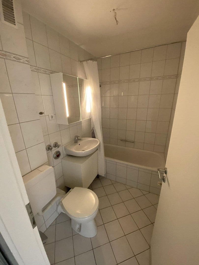 1 bedroom flat to rent, 42 m², Schellingstr. 153 B, München, Bavaria 1 bedroom flat to rent, 42 m², Schellingstr. 153 B, München, Bavaria