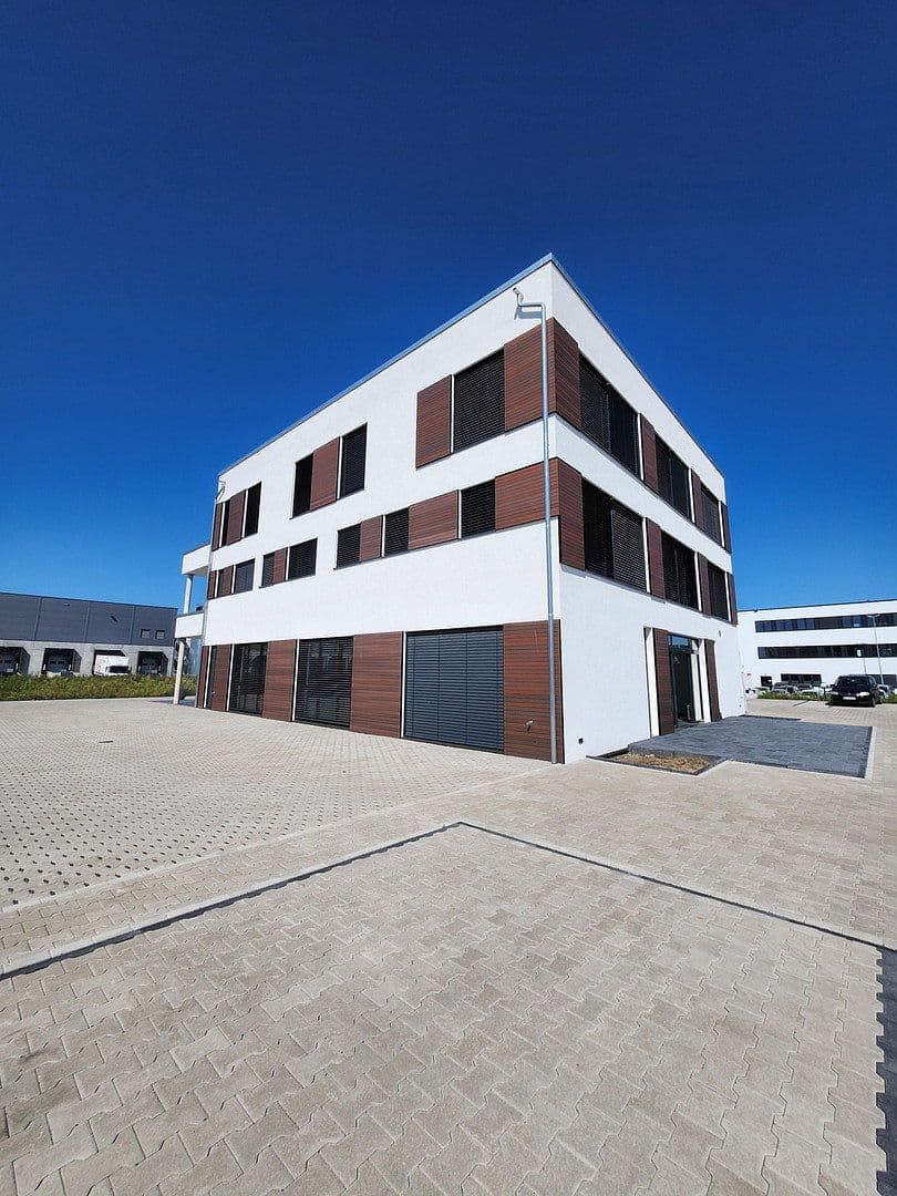 office to rent, 750 m², Burgwedel, Lower Saxony office to rent, 750 m², Burgwedel, Lower Saxony