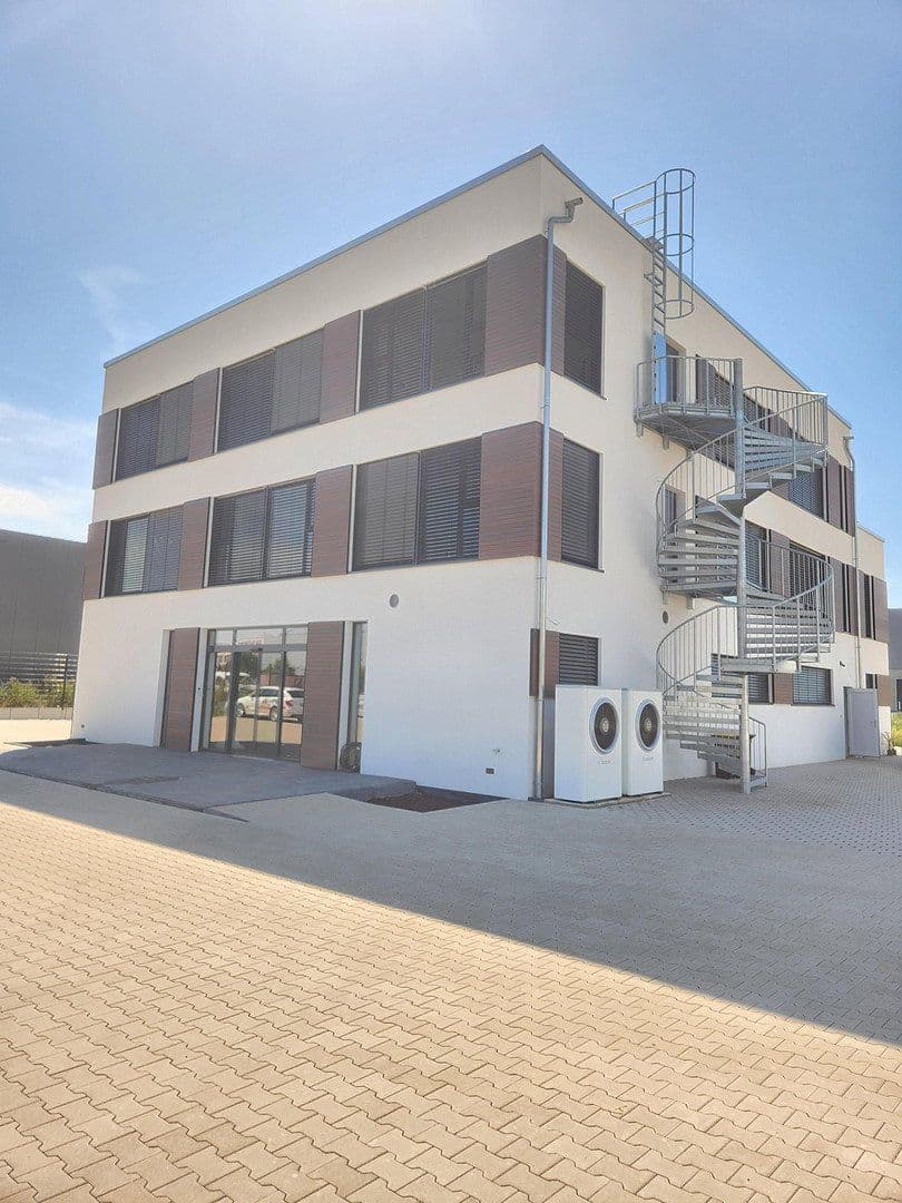 office to rent, 750 m², Burgwedel, Lower Saxony office to rent, 750 m², Burgwedel, Lower Saxony