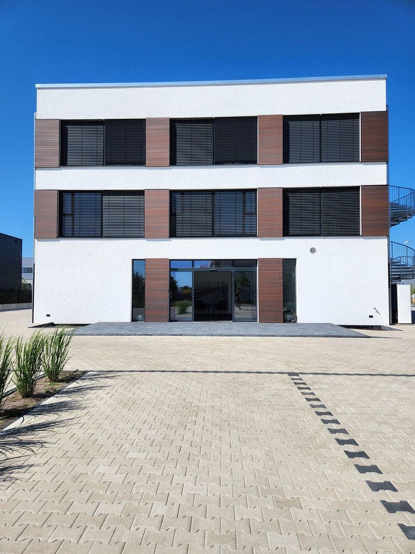 office to rent, 750 m², Burgwedel, Lower Saxony office to rent, 750 m², Burgwedel, Lower Saxony