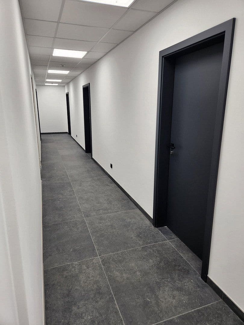 office to rent, 750 m², Burgwedel, Lower Saxony office to rent, 750 m², Burgwedel, Lower Saxony