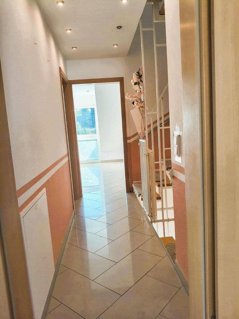 house for sale, 138 m², Ginsterweg 5, Erkrath, North Rhine-Westphalia house for sale, 138 m², Ginsterweg 5, Erkrath, North Rhine-Westphalia