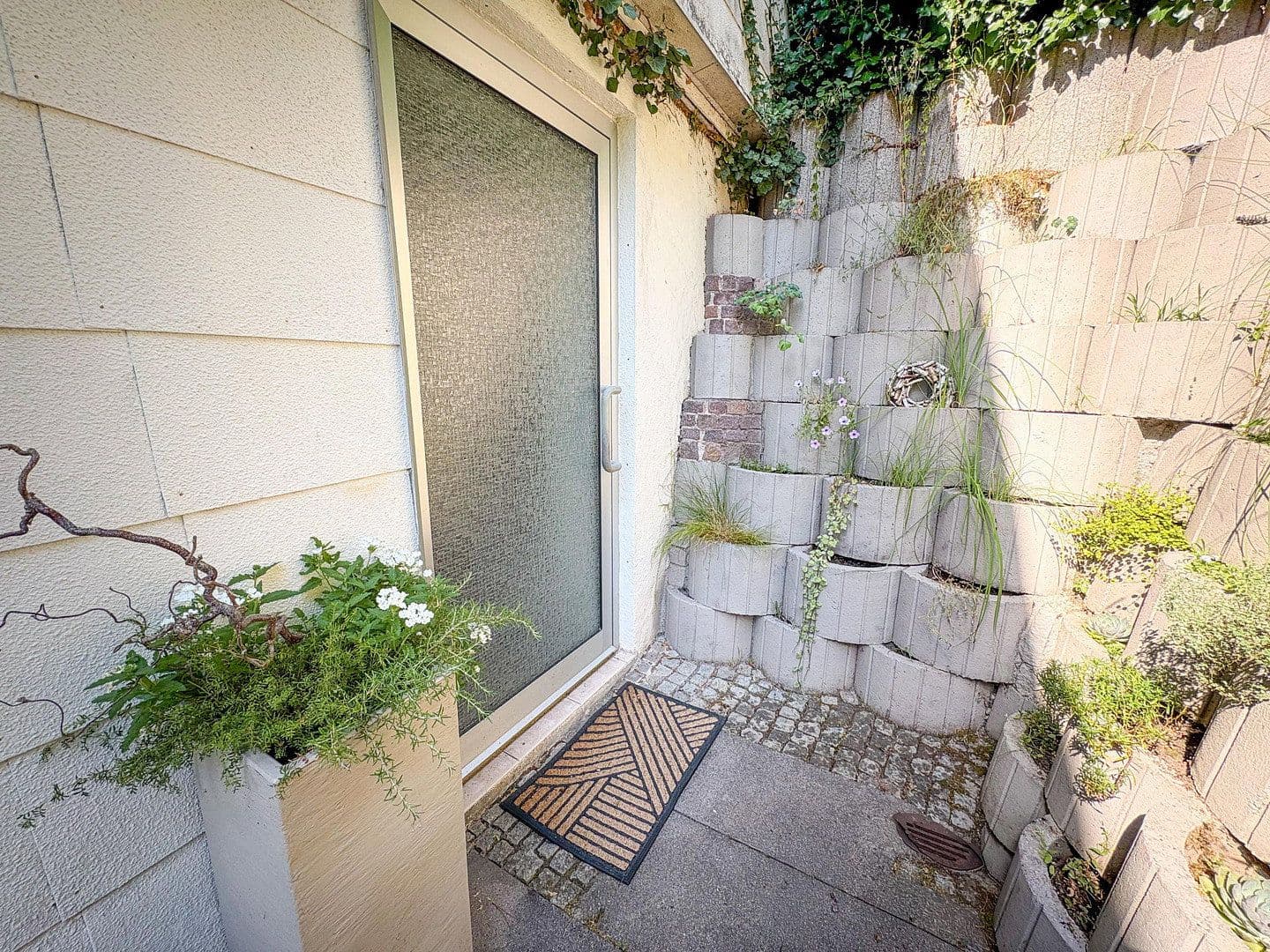 2 bedroom with open-plan kitchen flat for sale, 118 m², Auenwald, Baden-Württemberg 2 bedroom with open-plan kitchen flat for sale, 118 m², Auenwald, Baden-Württemberg