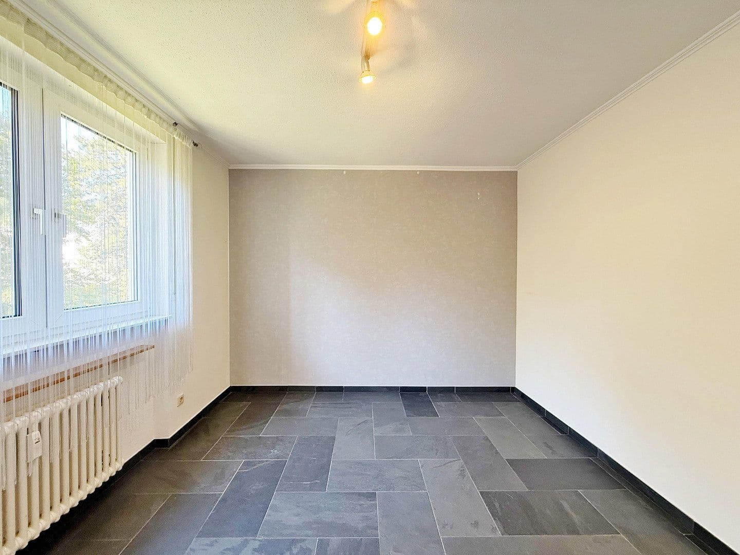 3 bedroom flat for sale, 82 m², Viernheim, Hesse 3 bedroom flat for sale, 82 m², Viernheim, Hesse