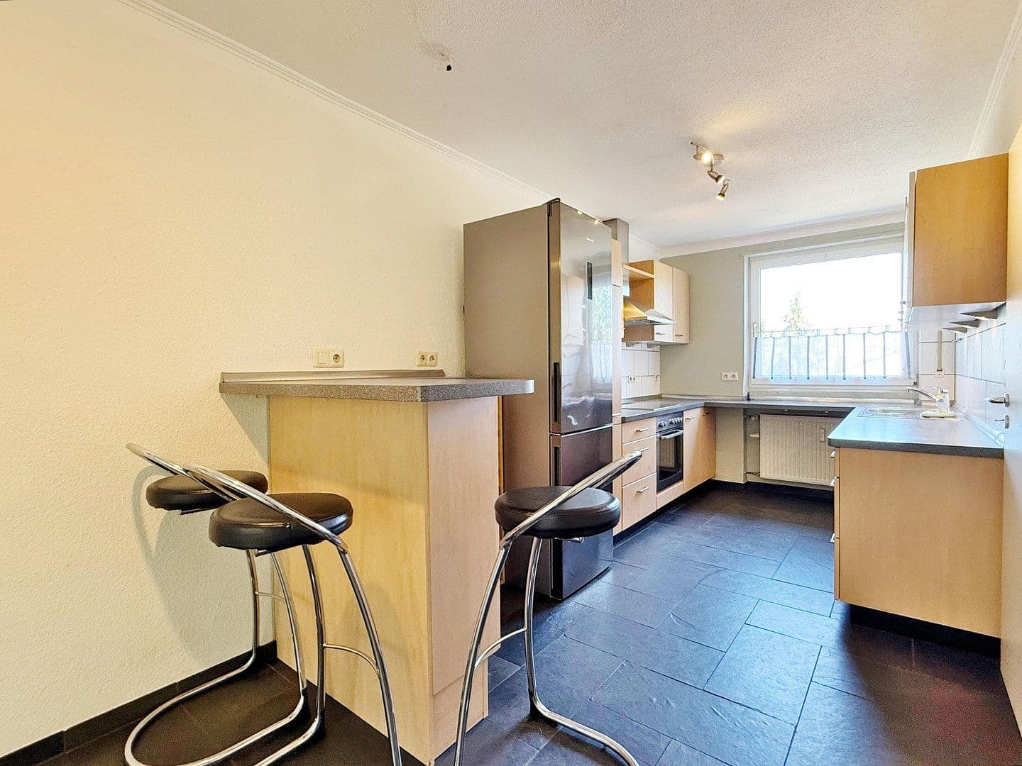 3 bedroom flat for sale, 82 m², Viernheim, Hesse 3 bedroom flat for sale, 82 m², Viernheim, Hesse