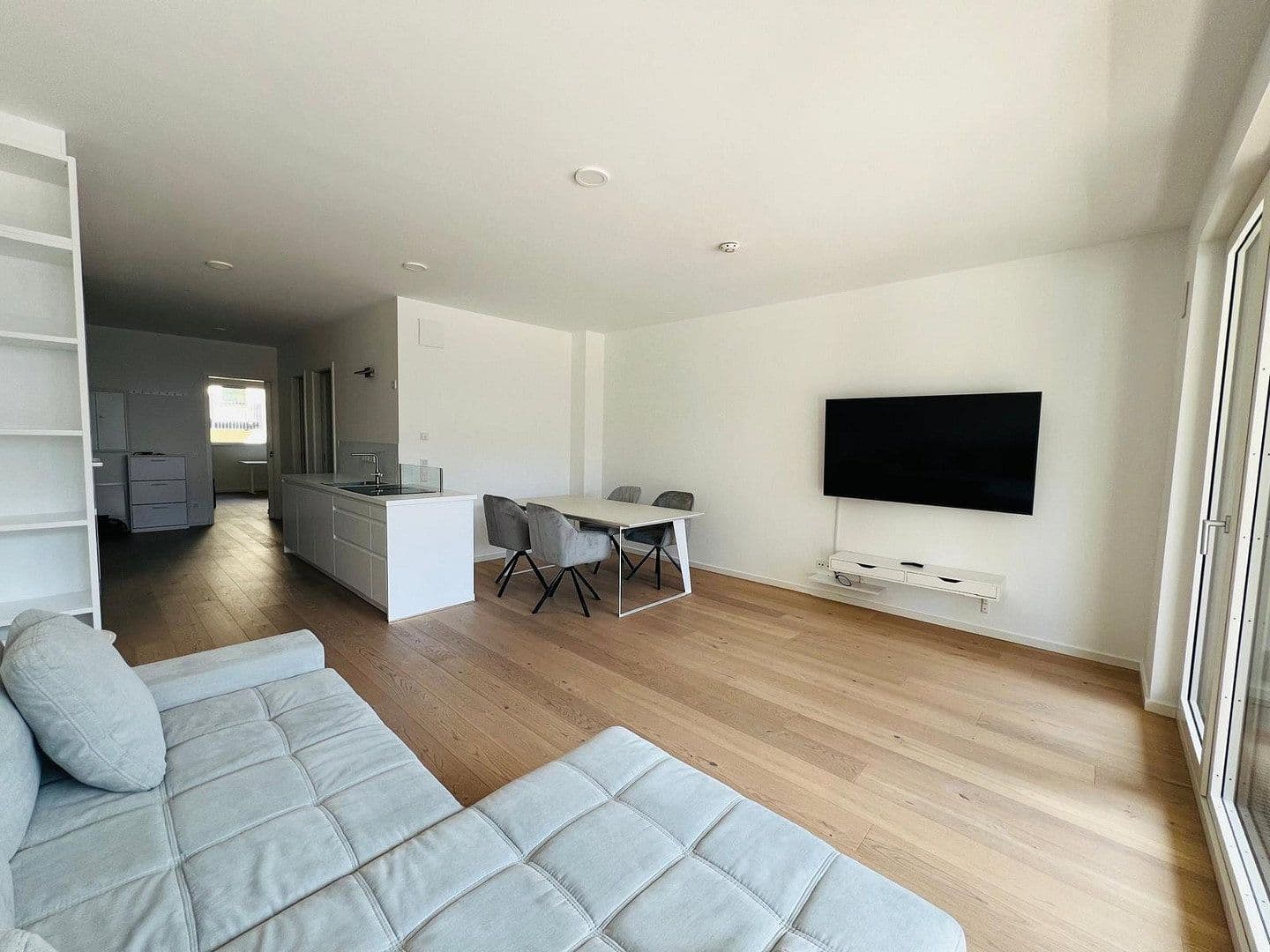 2 bedroom flat to rent, 82 m², Fromet-und-Moses-Mendelsohn-Platz 2, Berlin, Berlin 2 bedroom flat to rent, 82 m², Fromet-und-Moses-Mendelsohn-Platz 2, Berlin, Berlin