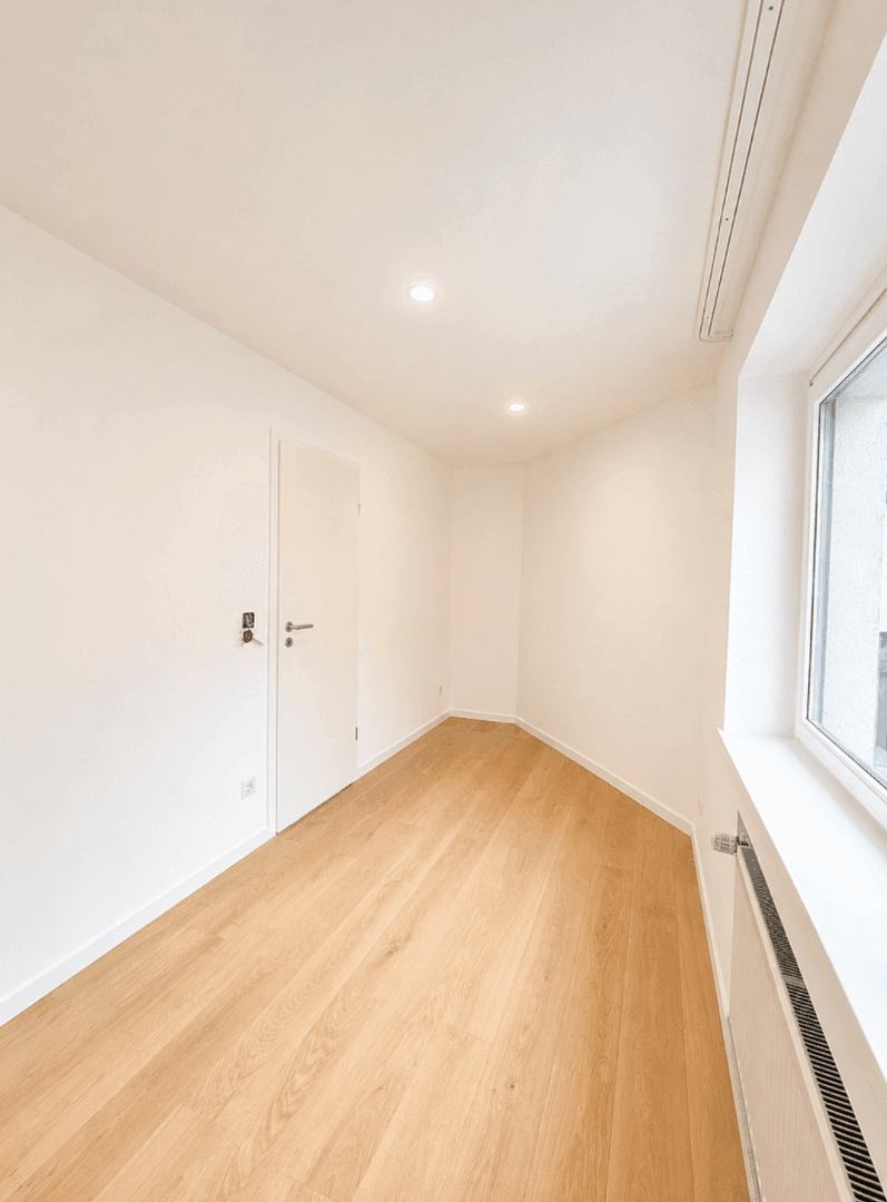 2 bedroom with open-plan kitchen flat for sale, 74 m², Düsseldorf, North Rhine-Westphalia 2 bedroom with open-plan kitchen flat for sale, 74 m², Düsseldorf, North Rhine-Westphalia