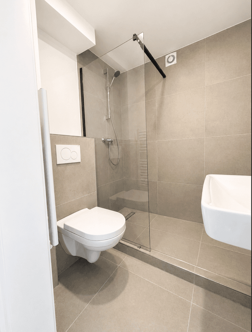 2 bedroom with open-plan kitchen flat for sale, 74 m², Düsseldorf, North Rhine-Westphalia 2 bedroom with open-plan kitchen flat for sale, 74 m², Düsseldorf, North Rhine-Westphalia