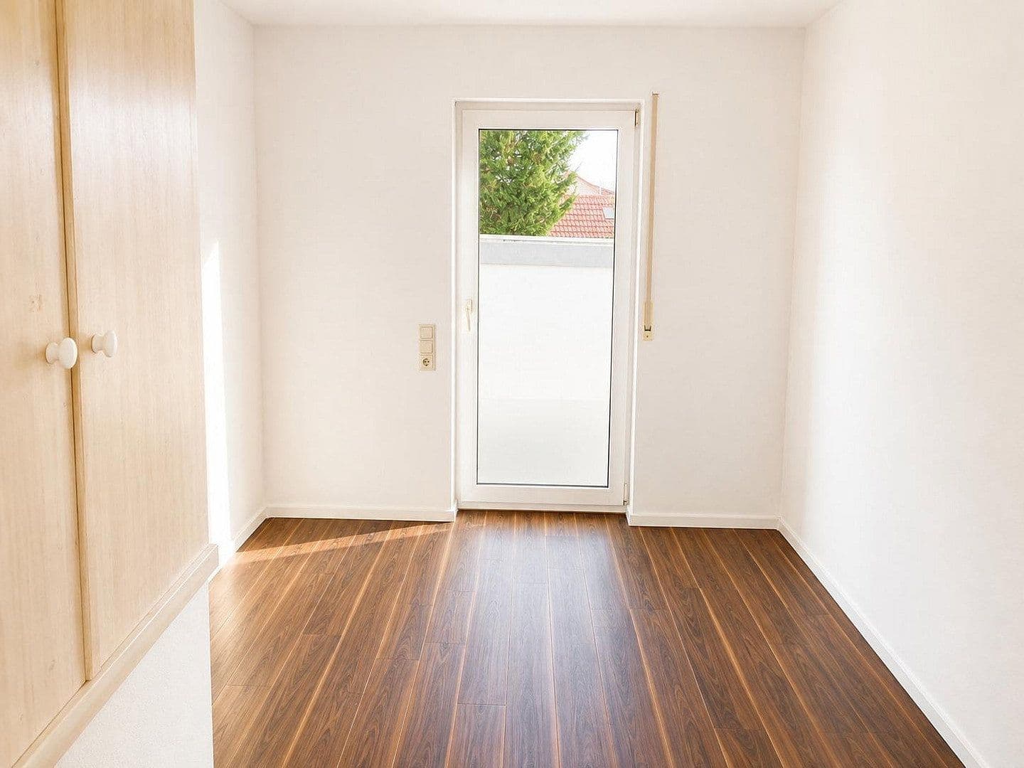 2 bedroom with open-plan kitchen flat to rent, 78 m², Reutlingen, Baden-Württemberg 2 bedroom with open-plan kitchen flat to rent, 78 m², Reutlingen, Baden-Württemberg