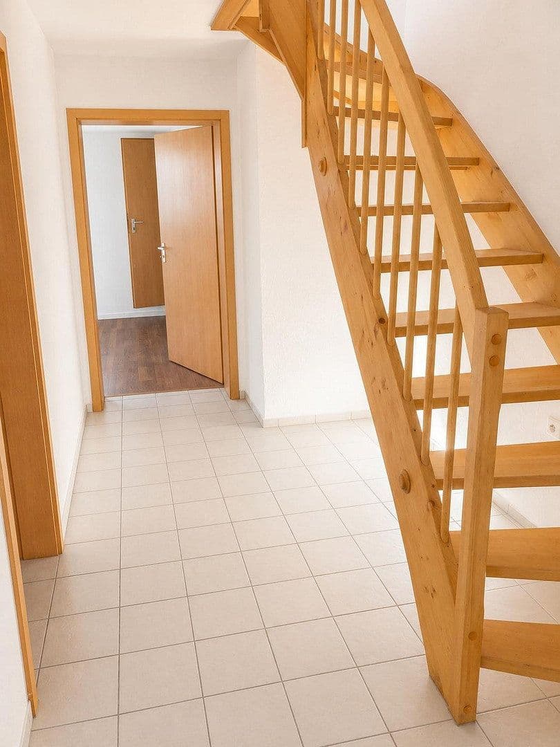 2 bedroom with open-plan kitchen flat to rent, 78 m², Reutlingen, Baden-Württemberg 2 bedroom with open-plan kitchen flat to rent, 78 m², Reutlingen, Baden-Württemberg
