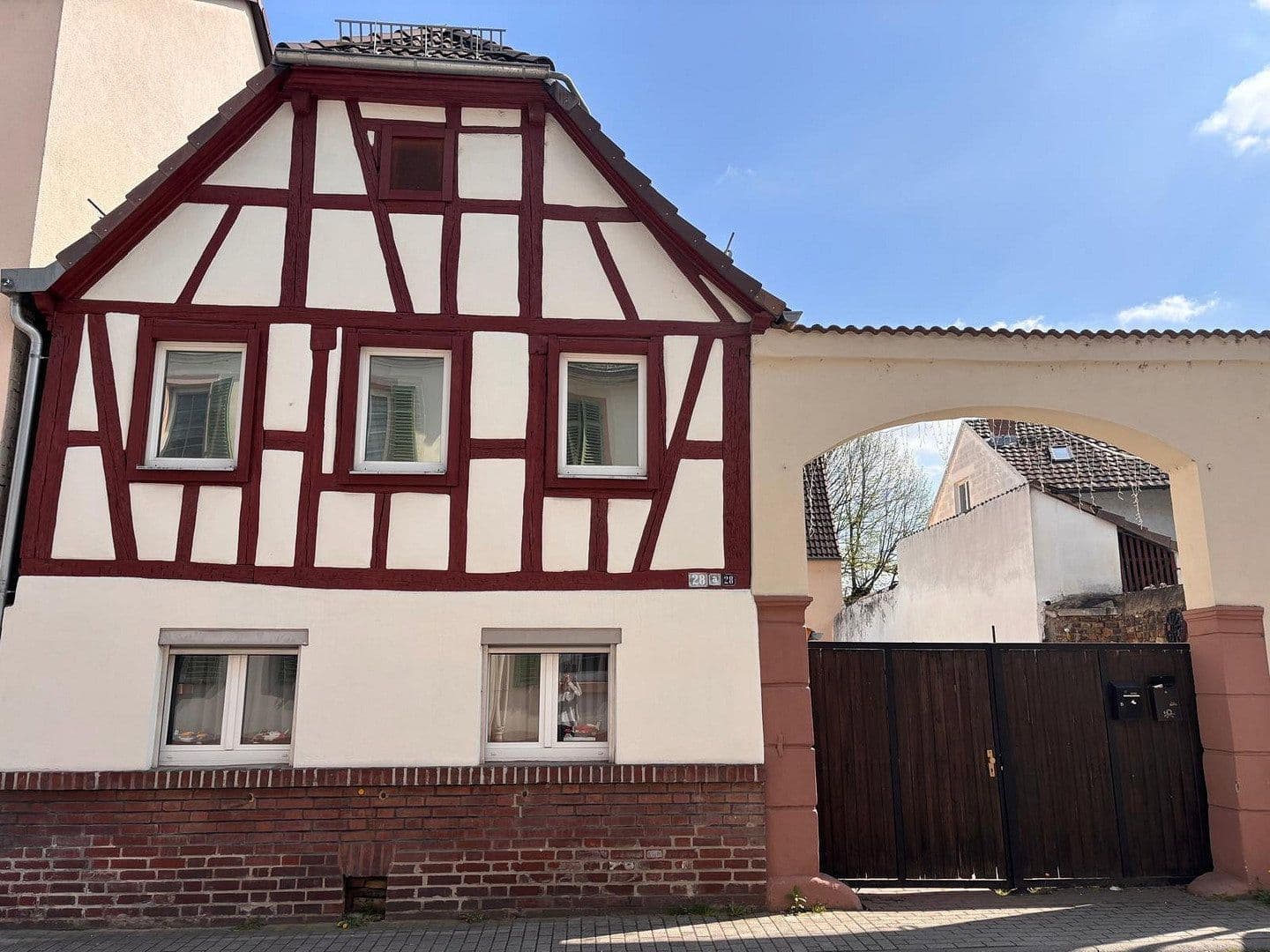 house for sale, 122 m², Flörsheim, Hesse house for sale, 122 m², Flörsheim, Hesse