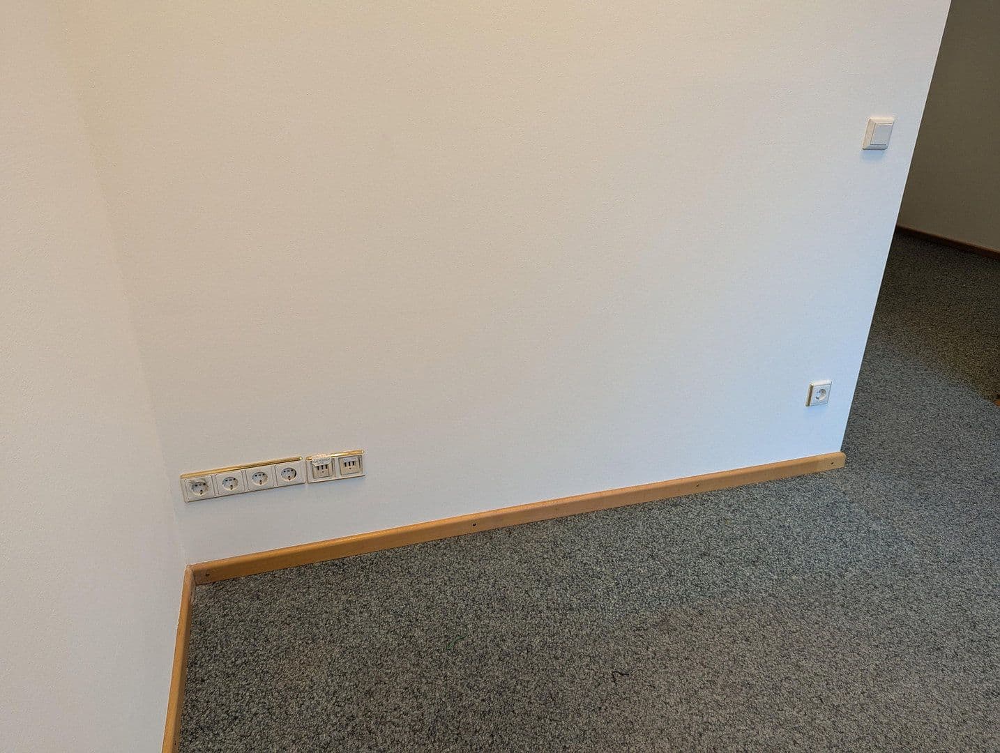 non-residential property for sale, 55 m², Germering-Unterpfaffenhofen, Bavaria non-residential property for sale, 55 m², Germering-Unterpfaffenhofen, Bavaria