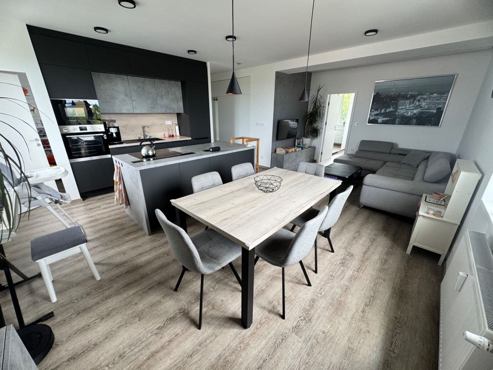 2 bedroom with open-plan kitchen flat to rent, 62 m², Družstevnická, Havířov, Moravskoslezský Region 2 bedroom with open-plan kitchen flat to rent, 62 m², Družstevnická, Havířov, Moravskoslezský Region