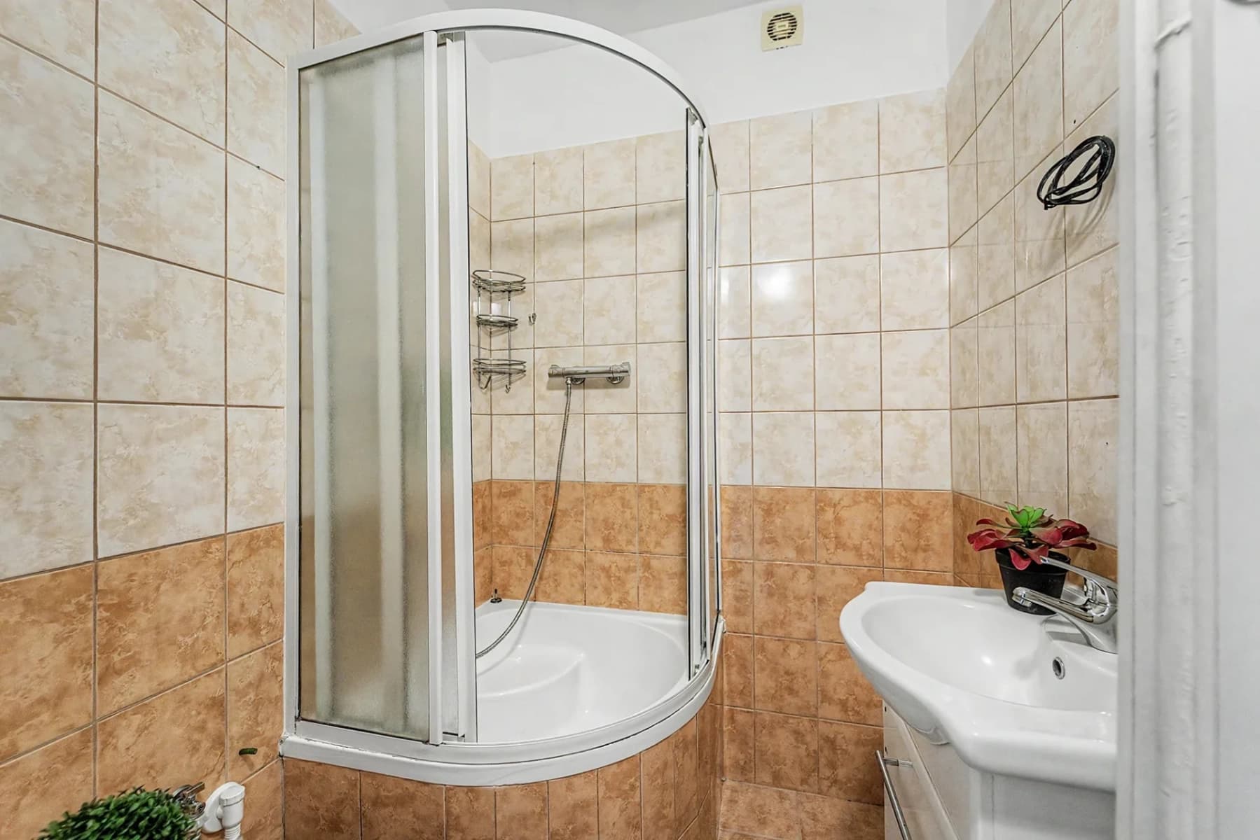 2 bedroom flat to rent, 57 m², Michelangelova, Prague, Prague 2 bedroom flat to rent, 57 m², Michelangelova, Prague, Prague