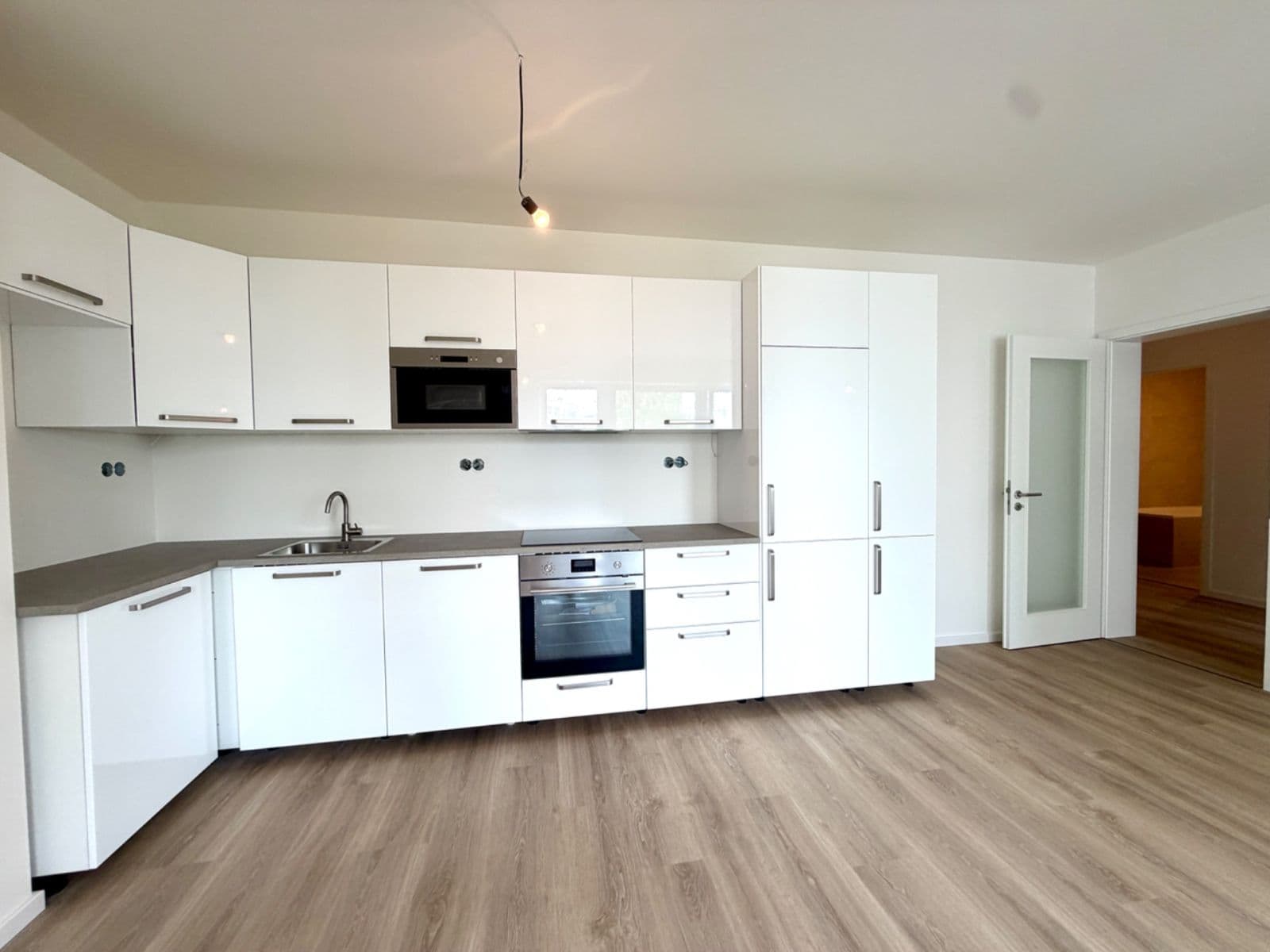 1 bedroom with open-plan kitchen flat to rent, 55 m², Divíškové, Prague, Prague 1 bedroom with open-plan kitchen flat to rent, 55 m², Divíškové, Prague, Prague