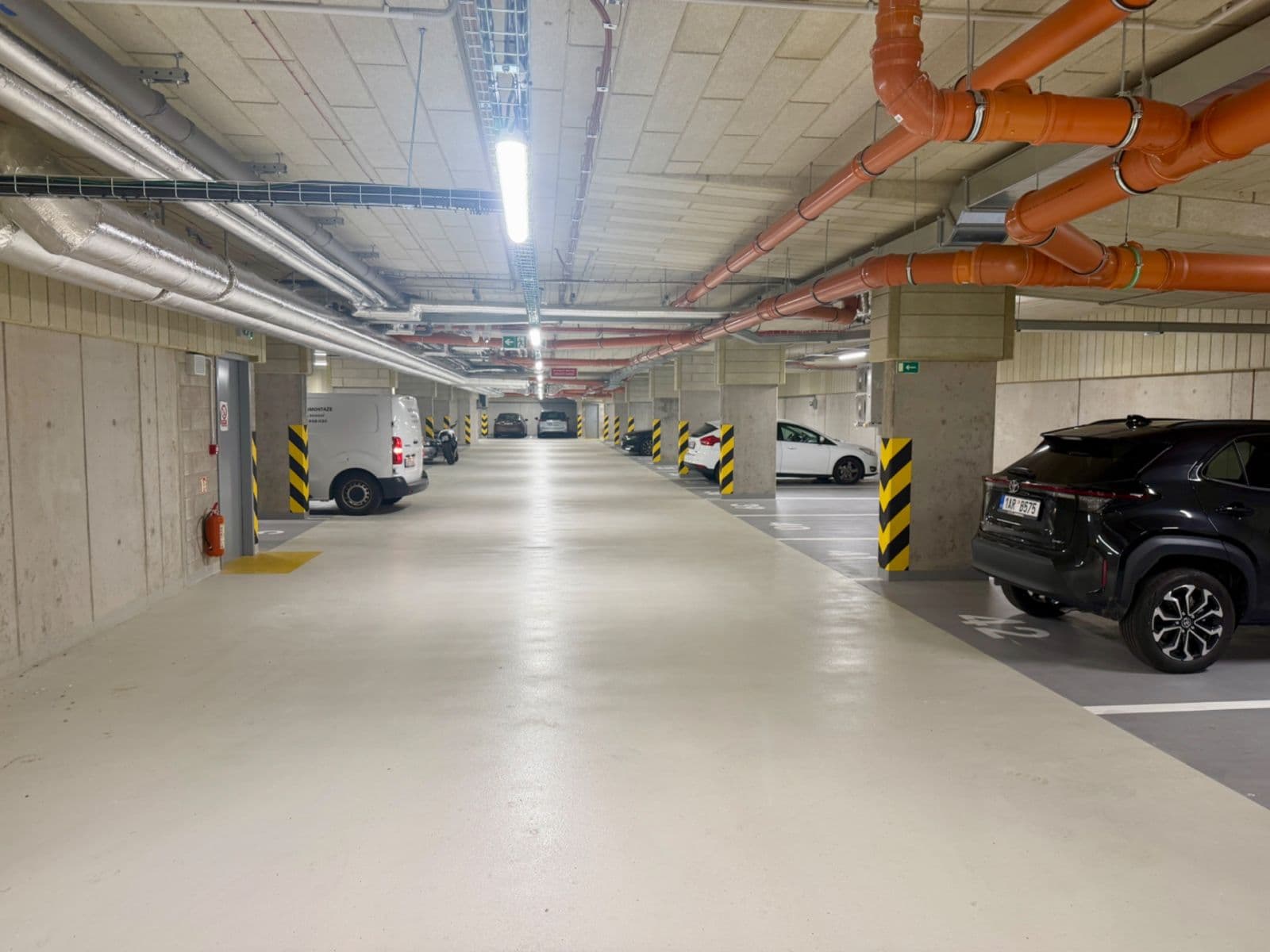 1 bedroom with open-plan kitchen flat to rent, 55 m², Divíškové, Prague, Prague 1 bedroom with open-plan kitchen flat to rent, 55 m², Divíškové, Prague, Prague
