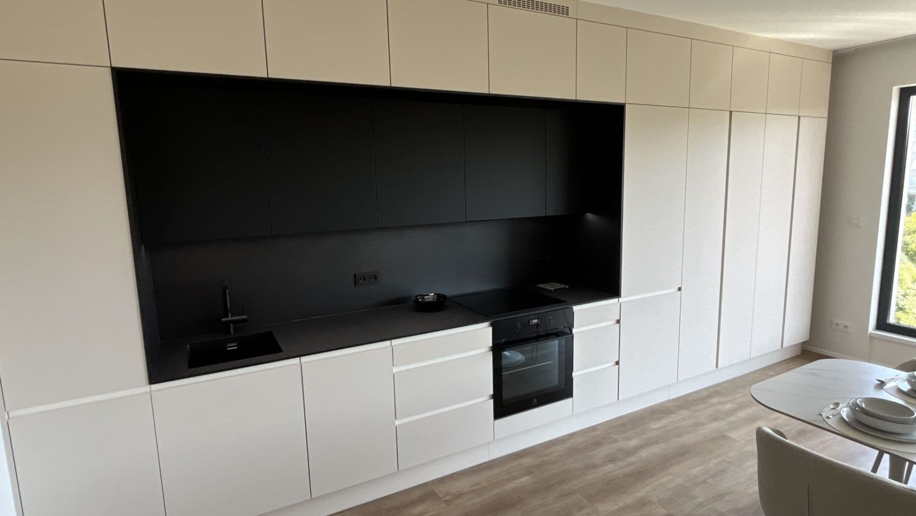 Studio flat to rent, 40 m², Kardašovská, Prague, Prague Studio flat to rent, 40 m², Kardašovská, Prague, Prague