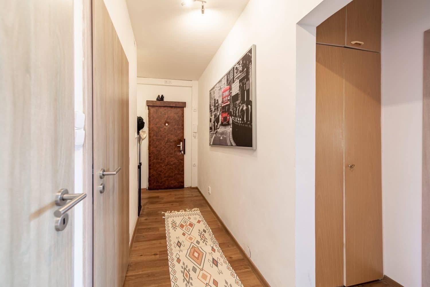 3 bedroom flat to rent, 72 m², Wassermannova, Prague, Prague 3 bedroom flat to rent, 72 m², Wassermannova, Prague, Prague