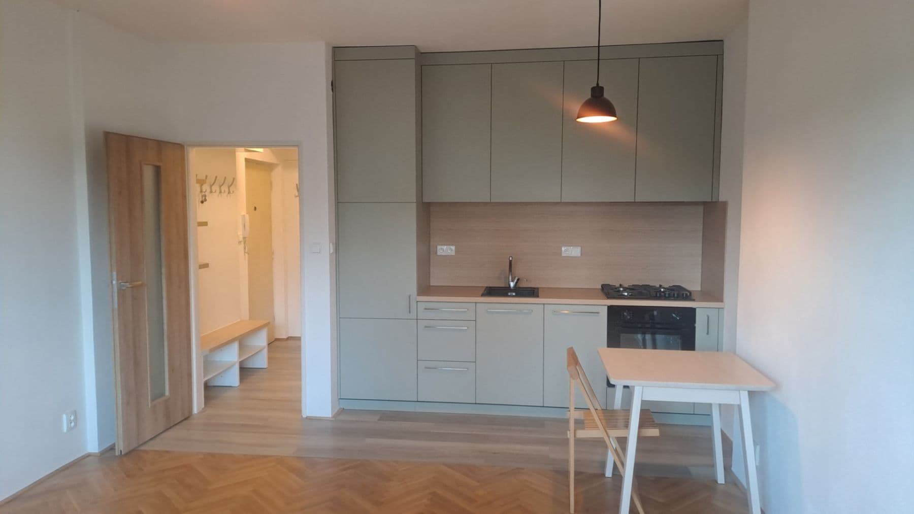 Studio flat to rent, 32 m², Bohuslava Martinů, Brno, Jihomoravský Region Studio flat to rent, 32 m², Bohuslava Martinů, Brno, Jihomoravský Region