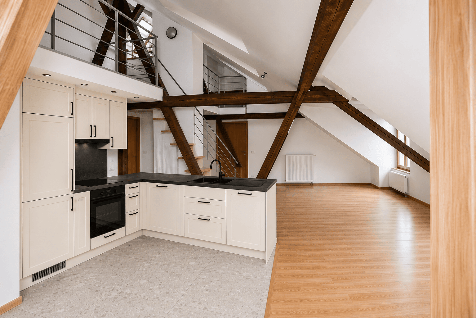 2 bedroom with open-plan kitchen flat to rent, 125 m², Dřevařská, Brno, Jihomoravský Region 2 bedroom with open-plan kitchen flat to rent, 125 m², Dřevařská, Brno, Jihomoravský Region
