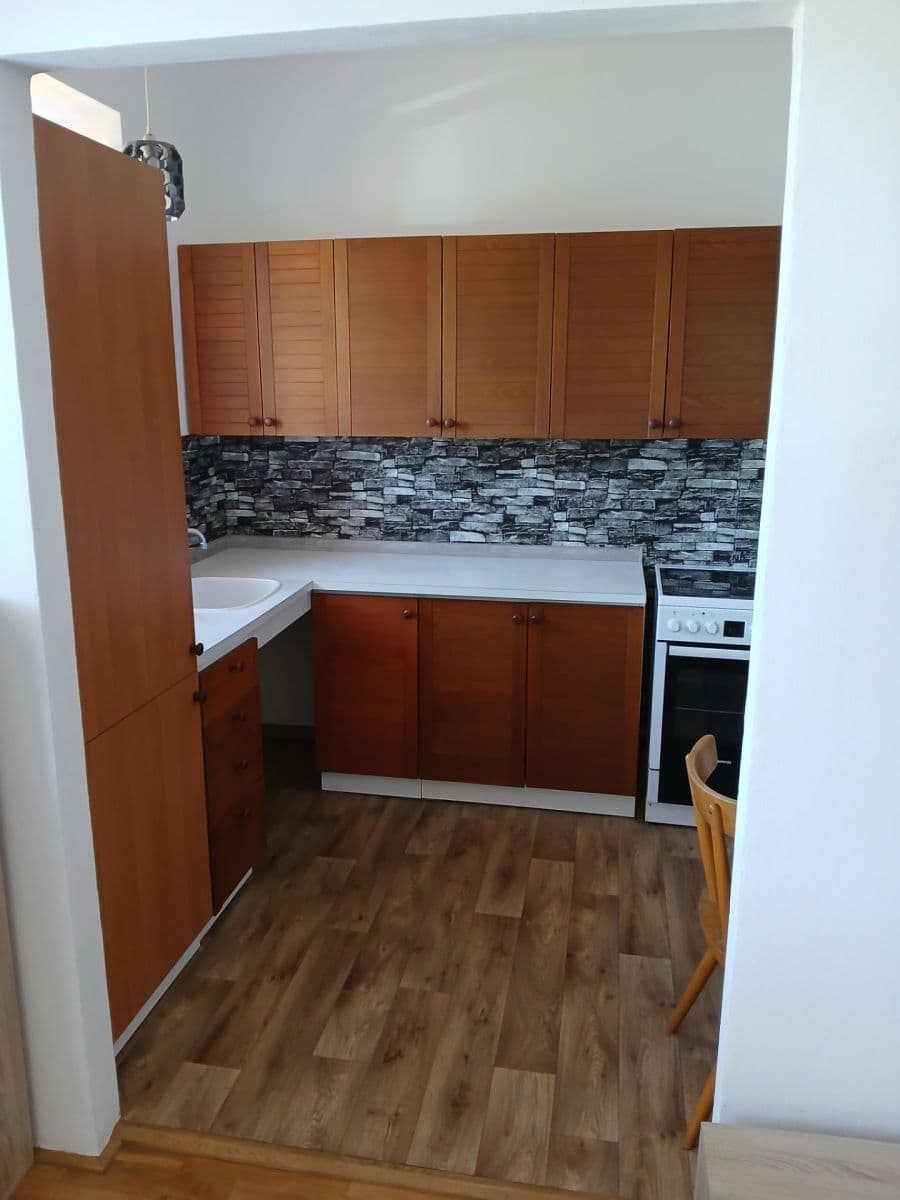 3 bedroom flat to rent, 70 m², Dvouletky, Zruč nad Sázavou, Středočeský Region 3 bedroom flat to rent, 70 m², Dvouletky, Zruč nad Sázavou, Středočeský Region