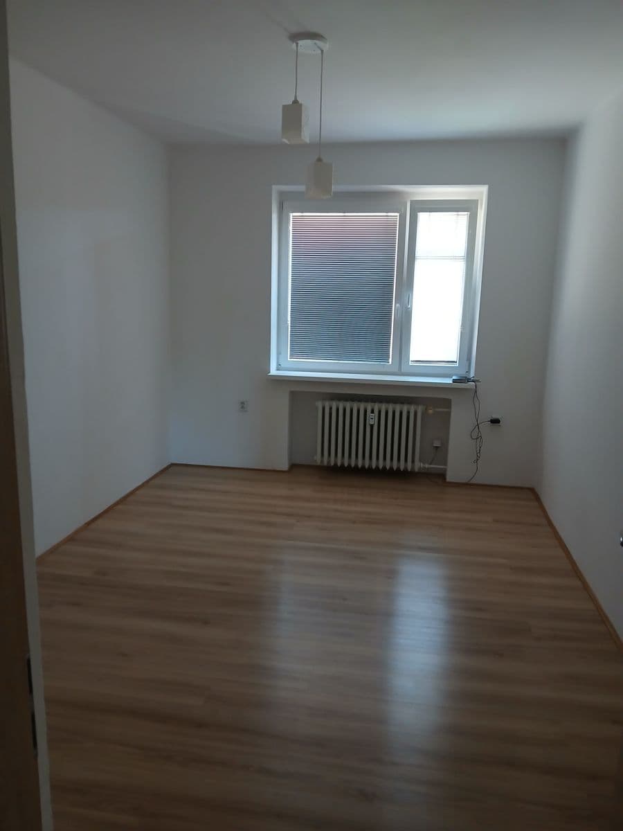 3 bedroom flat to rent, 70 m², Dvouletky, Zruč nad Sázavou, Středočeský Region 3 bedroom flat to rent, 70 m², Dvouletky, Zruč nad Sázavou, Středočeský Region