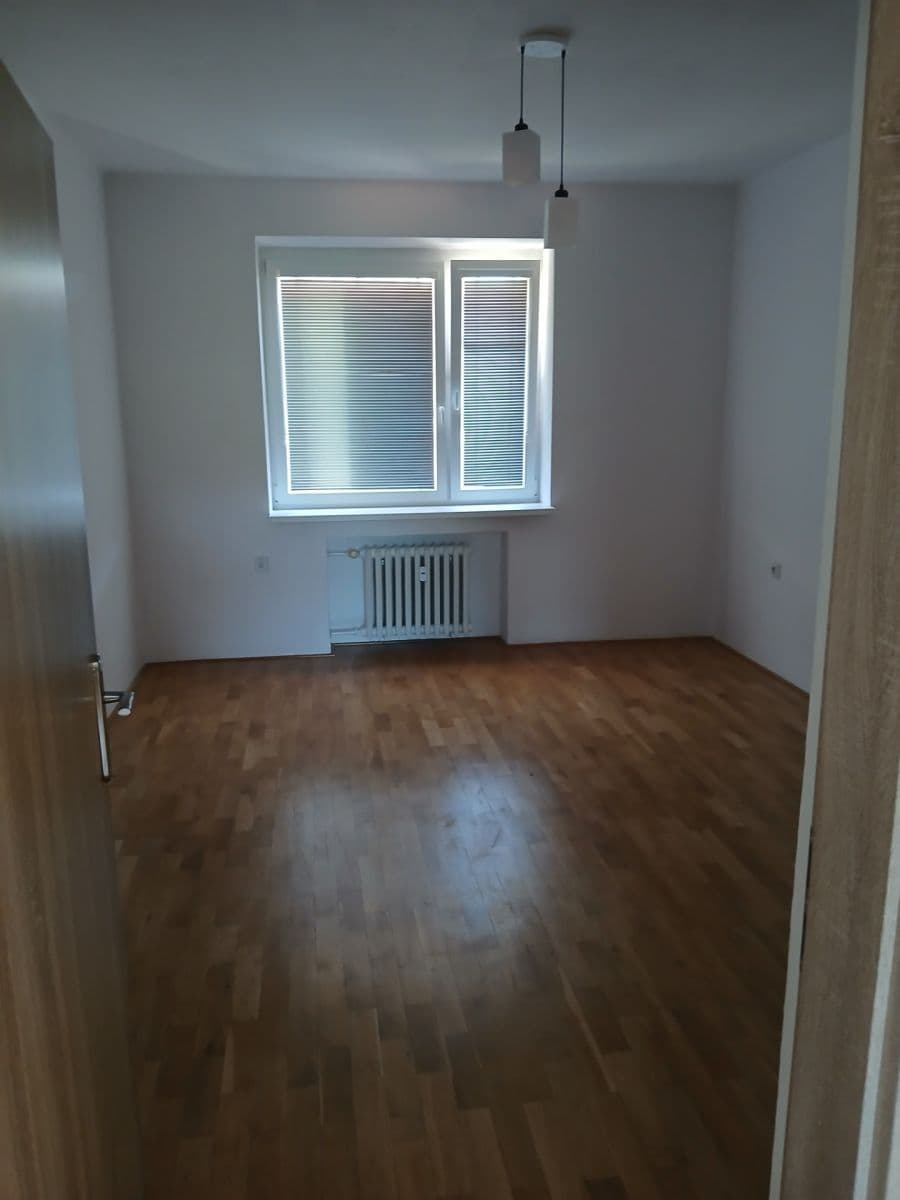 3 bedroom flat to rent, 70 m², Dvouletky, Zruč nad Sázavou, Středočeský Region 3 bedroom flat to rent, 70 m², Dvouletky, Zruč nad Sázavou, Středočeský Region