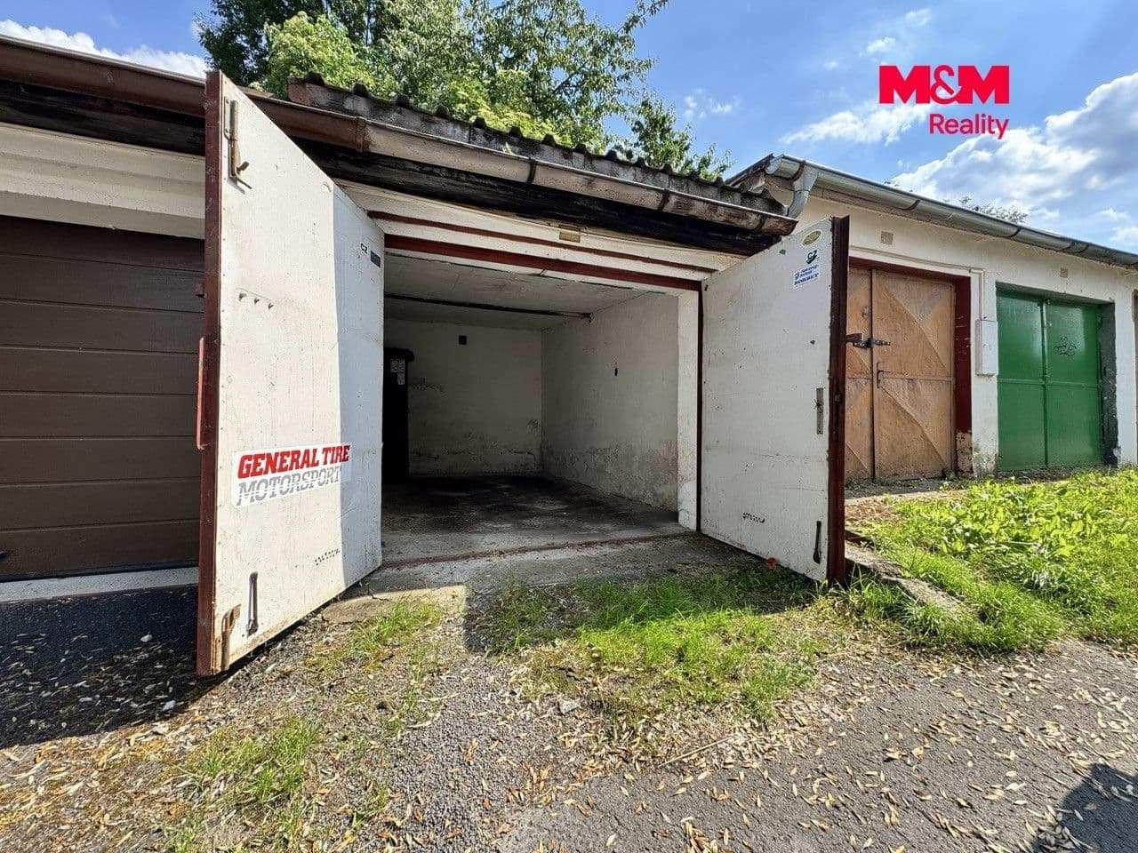 garage for sale, 20 m², Lesní, Karlovy Vary, Karlovarský Region garage for sale, 20 m², Lesní, Karlovy Vary, Karlovarský Region