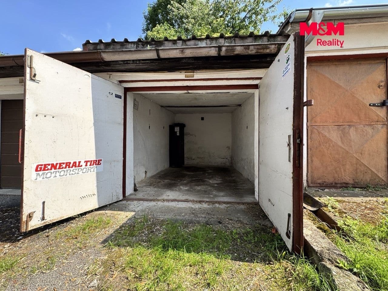 garage for sale, 20 m², Lesní, Karlovy Vary, Karlovarský Region garage for sale, 20 m², Lesní, Karlovy Vary, Karlovarský Region