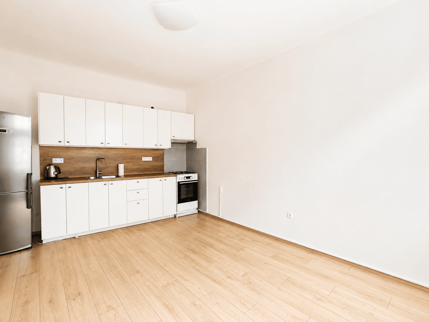2 bedroom with open-plan kitchen flat to rent, 53 m², U Vody, Prague, Prague 2 bedroom with open-plan kitchen flat to rent, 53 m², U Vody, Prague, Prague